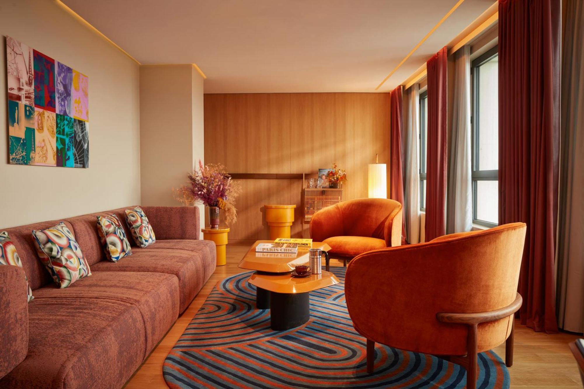 So/ Paris Hotel المظهر الخارجي الصورة A suite at the hotel