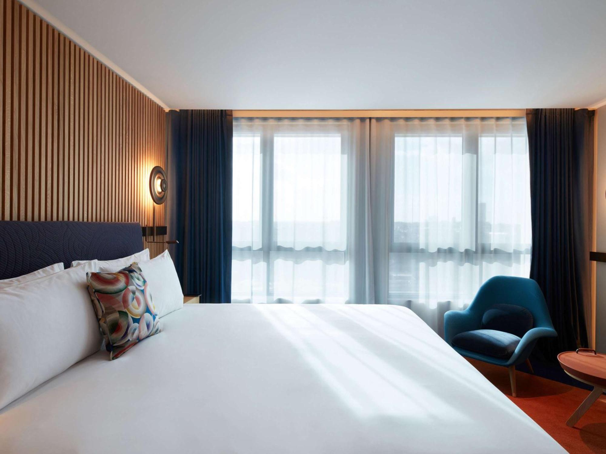 So/ Paris Hotel المظهر الخارجي الصورة Deluxe room